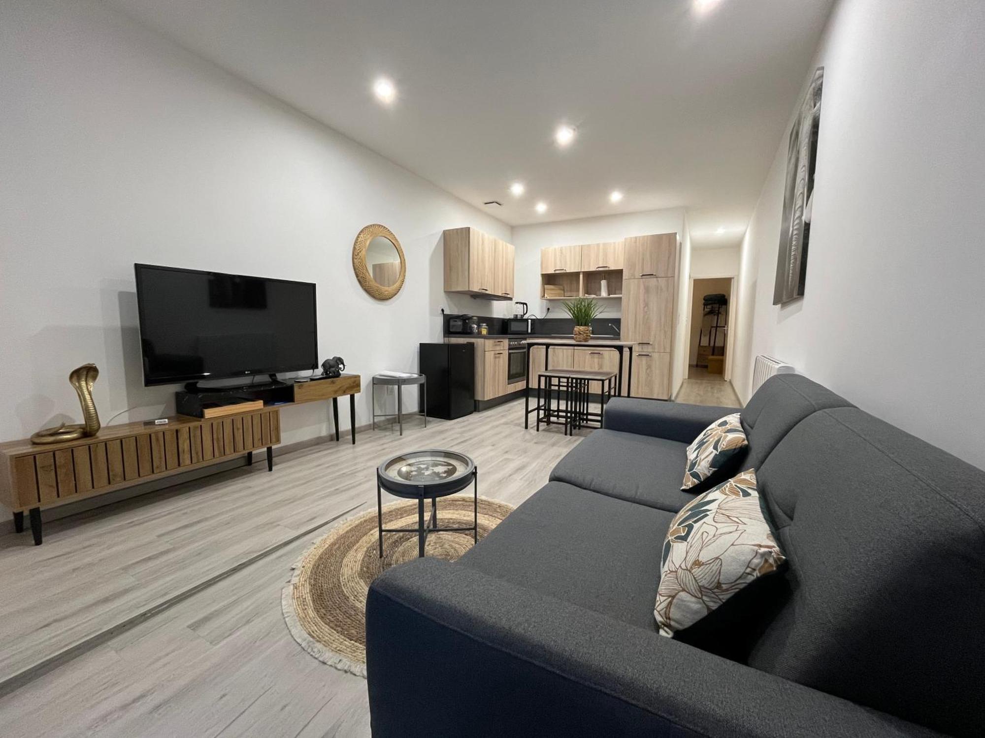 Apartamento Le Mendes Évron Exterior foto